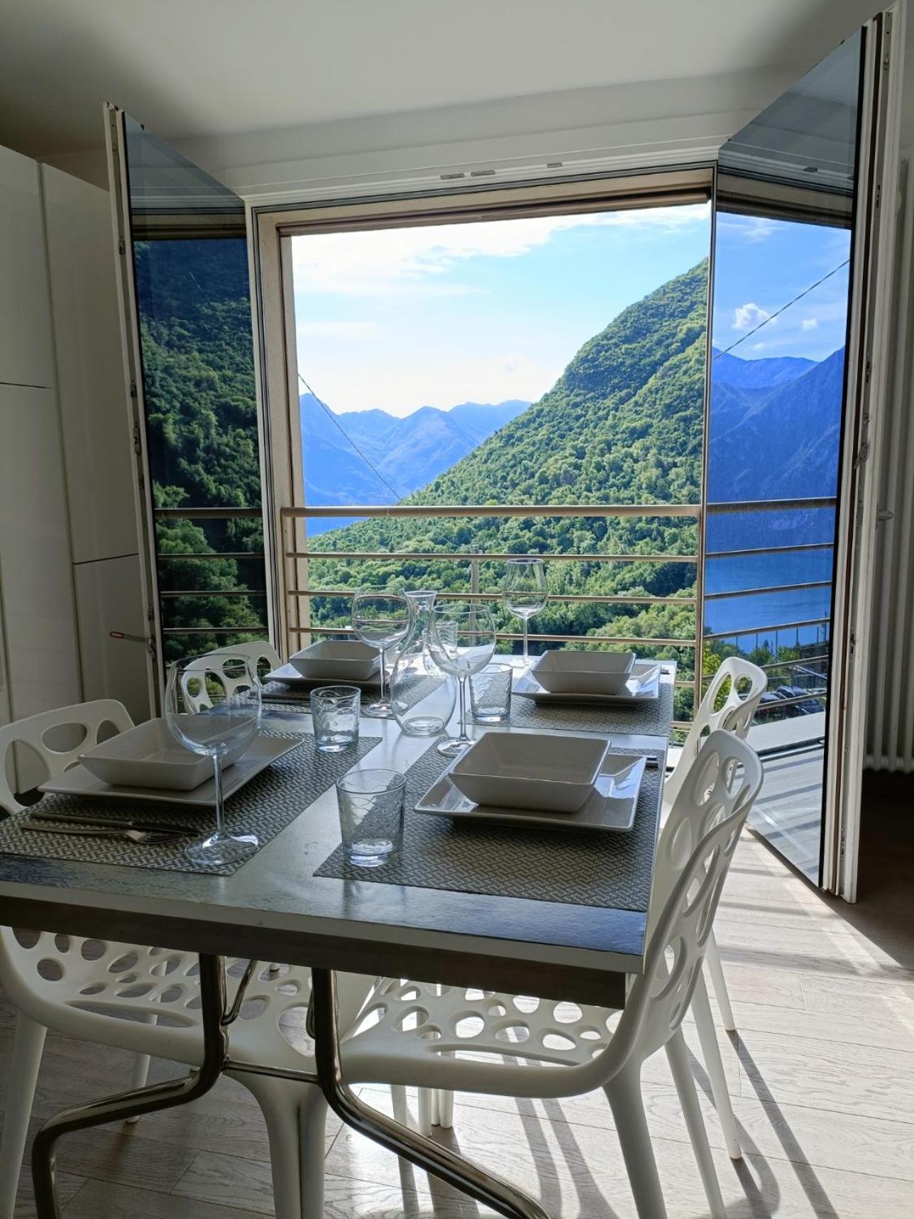 Iseo Oasis Apartment *
